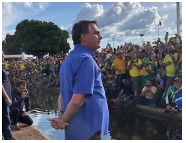 Falas de Bolsonaro pela primeira vez depois das eleições mostram que